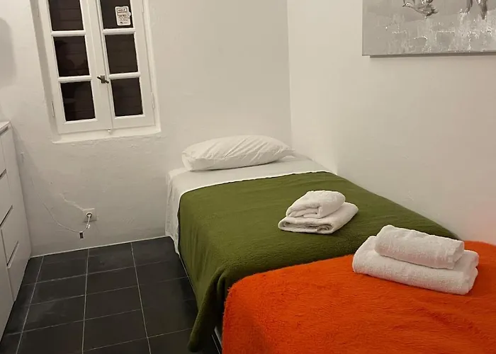 Maisonette Corner Unit 85m2 Totally Renovated Апартаменты *